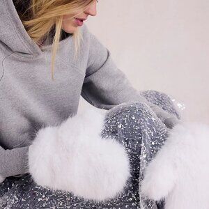 Arctic Fur Mitten